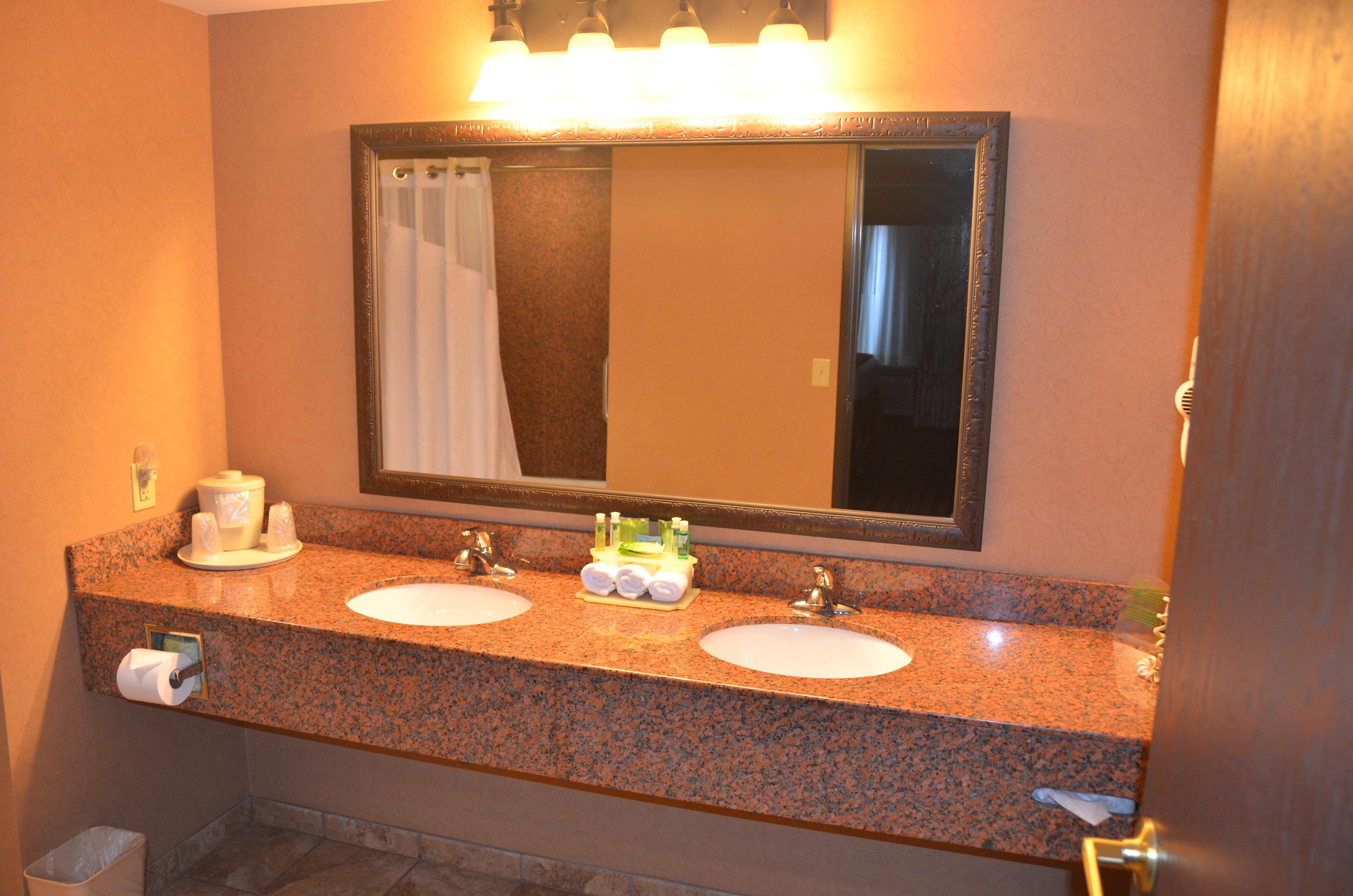 Holiday Inn Express & Suites Donegal By Ihg Eksteriør billede