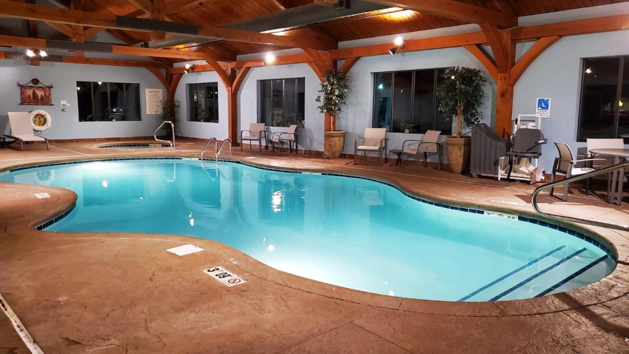 Holiday Inn Express & Suites Donegal By Ihg Eksteriør billede