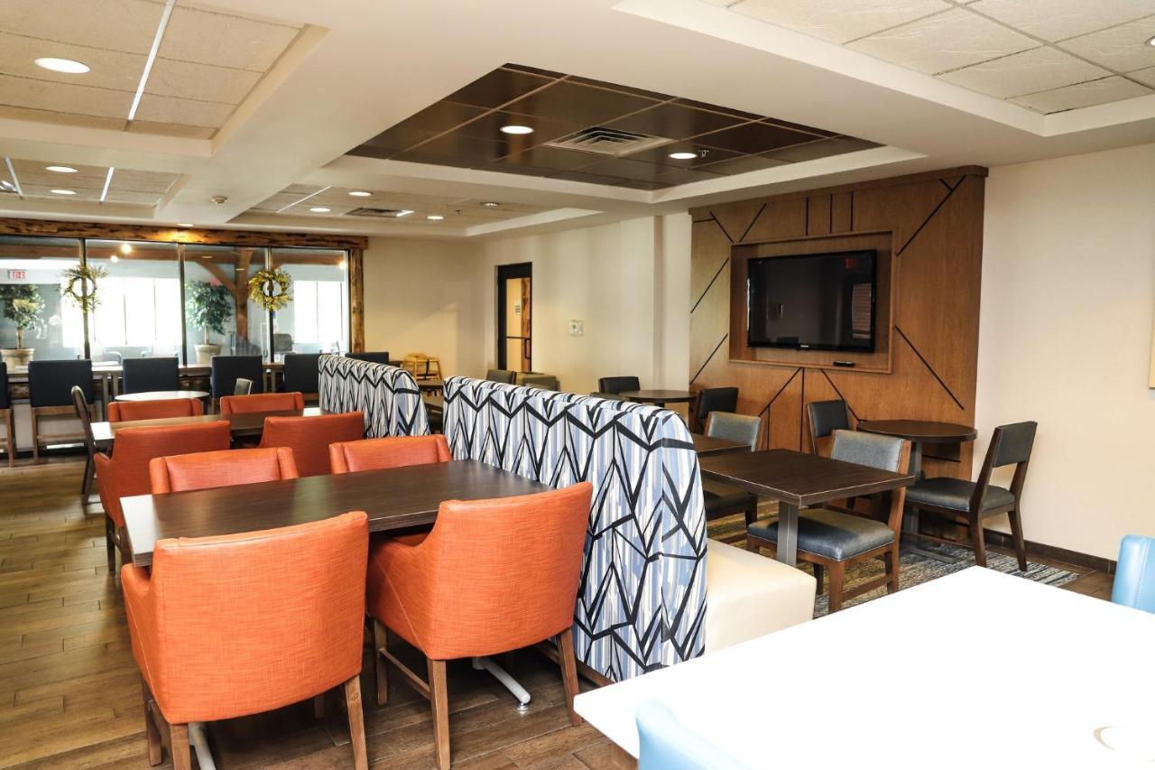 Holiday Inn Express & Suites Donegal By Ihg Eksteriør billede