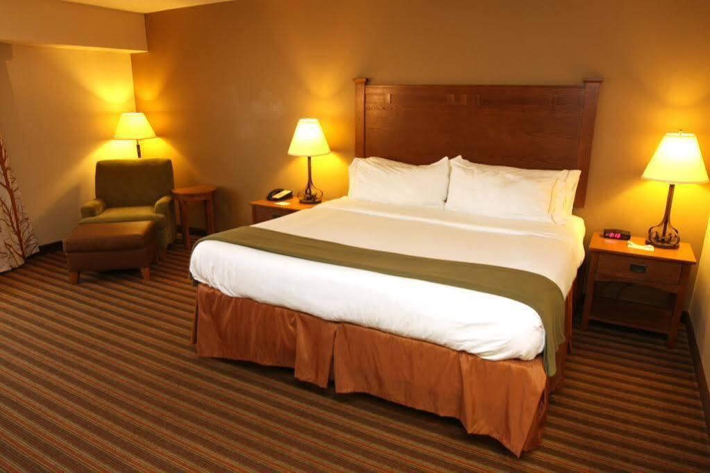 Holiday Inn Express & Suites Donegal By Ihg Eksteriør billede